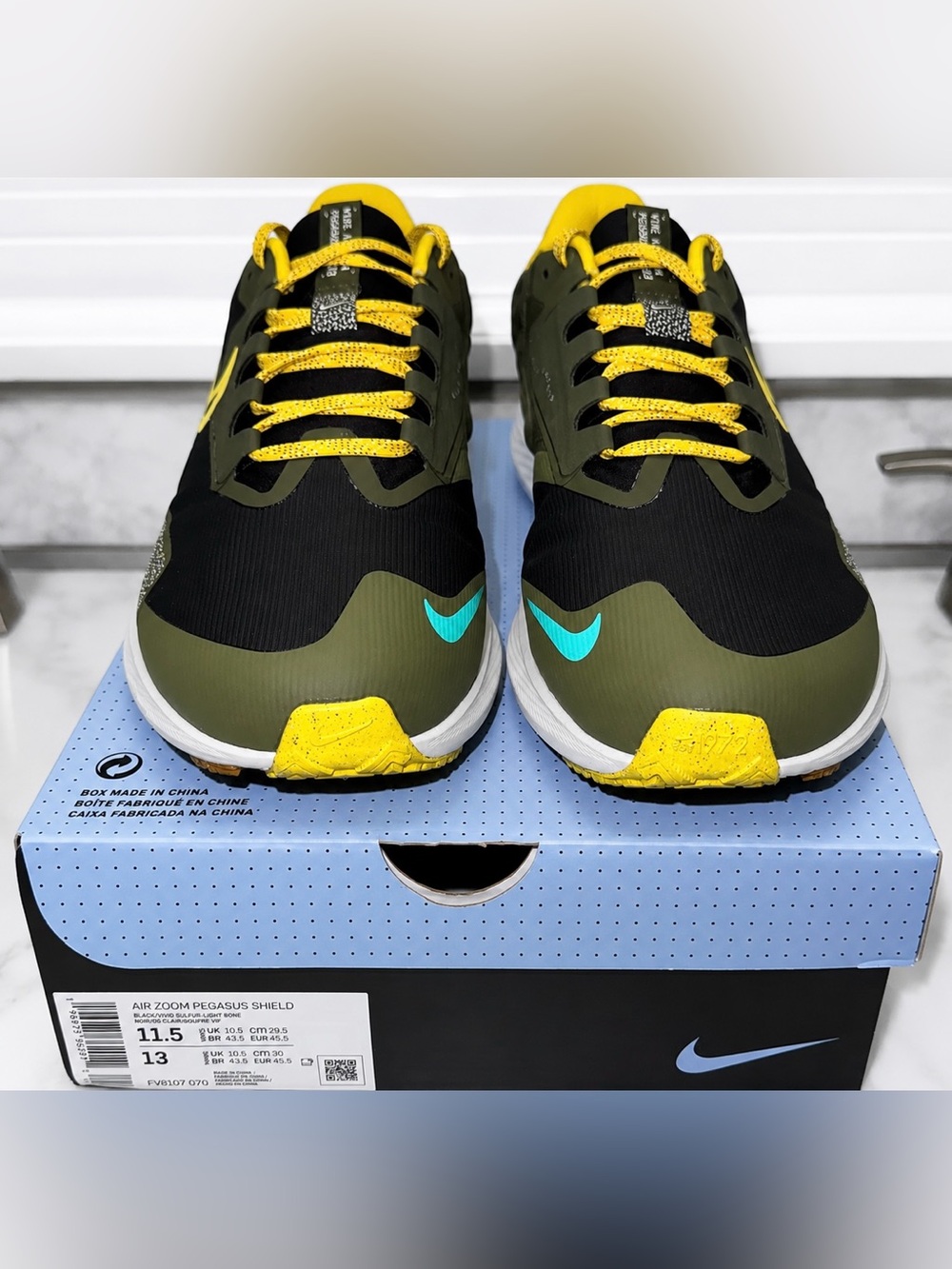 Nike Air Zoom Pegasus Shield View 3